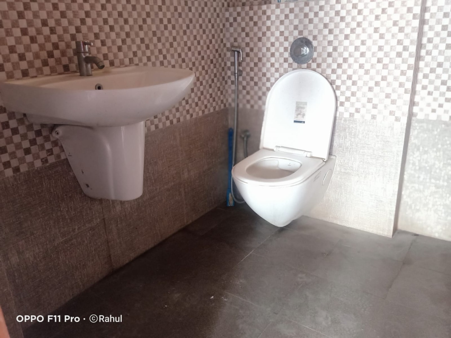 Unfurnished 3bhk in Christian Basti, Guwahati, Assam, India for Rent